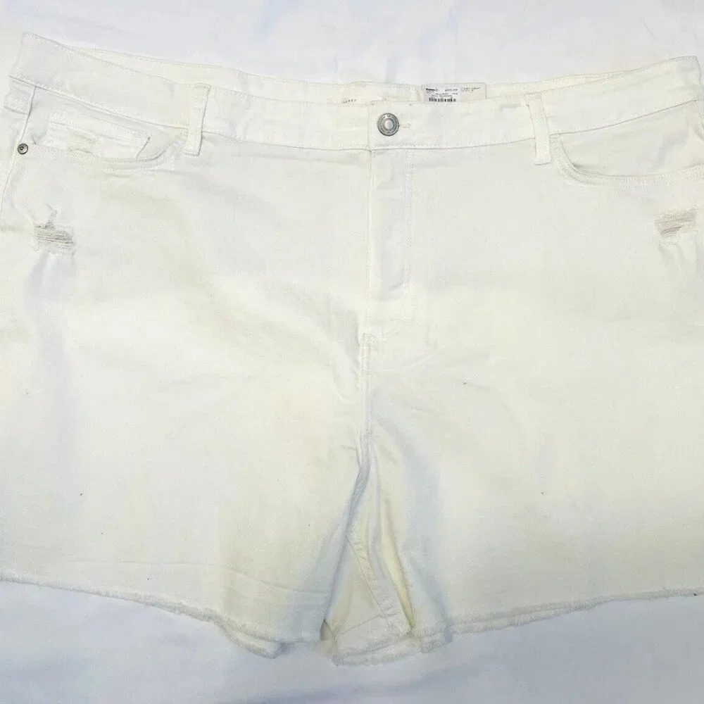 NWT LAUREN CONRAD Women High Rise Stretch White Denim Cut Off Shorts Plus Sz 24W